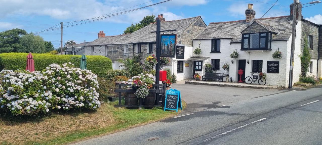 Cornish Arms Inn Port Isaac 2 Miles Pendoggett Extérieur photo