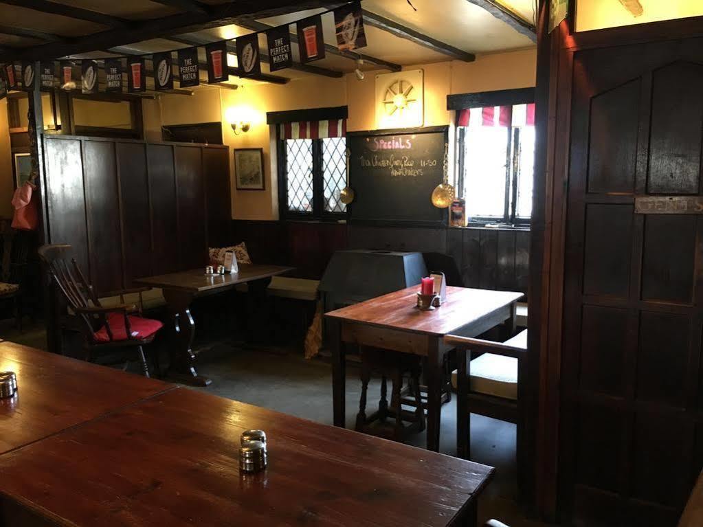 Cornish Arms Inn Port Isaac 2 Miles Pendoggett Extérieur photo